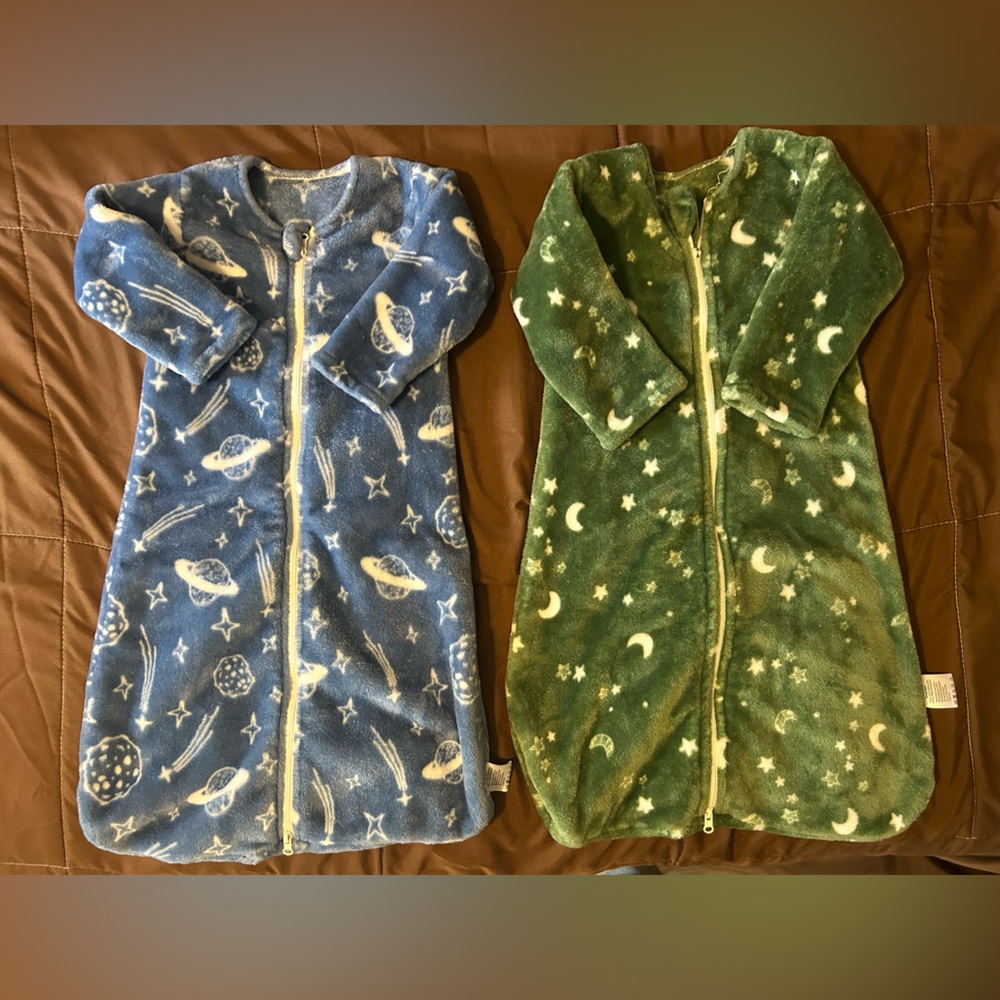 2 piece sleep sack, warm fleece, long sleeve. 6-9 months. Flaw—see description